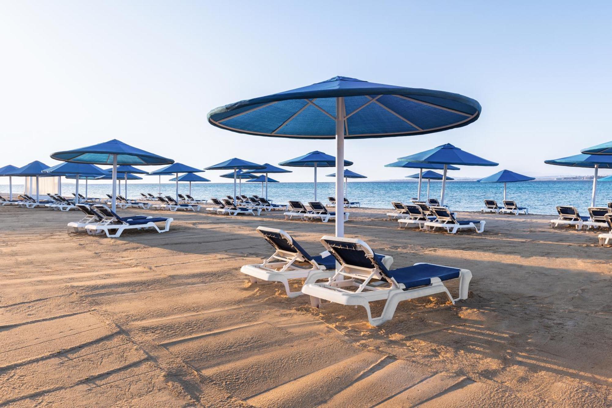 The V Luxury Resort Sahl Hasheesh Hurgada Dış mekan fotoğraf Beach at the Grand Resort